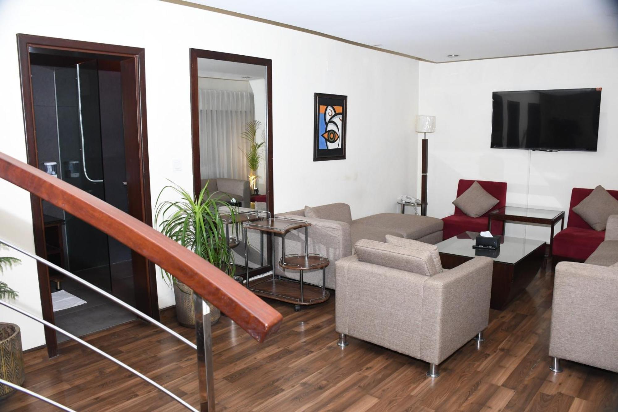 Rockville House Managed & Operated By Serai Boutique Hotels And Resorts อิสลามาบัด ภายนอก รูปภาพ